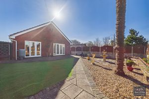 Photo 32- click for photo gallery